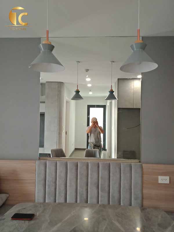 guong mai vat canh 12 Gương treo tường mài vát cạnh khổ lớn