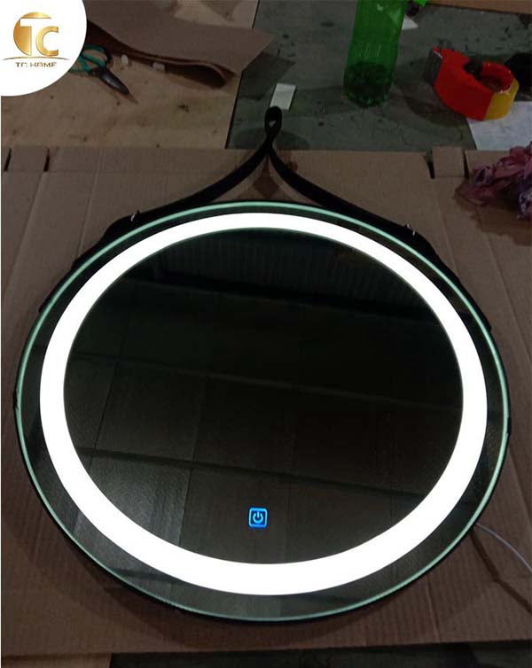 guong tron 6 Gương tròn dây da